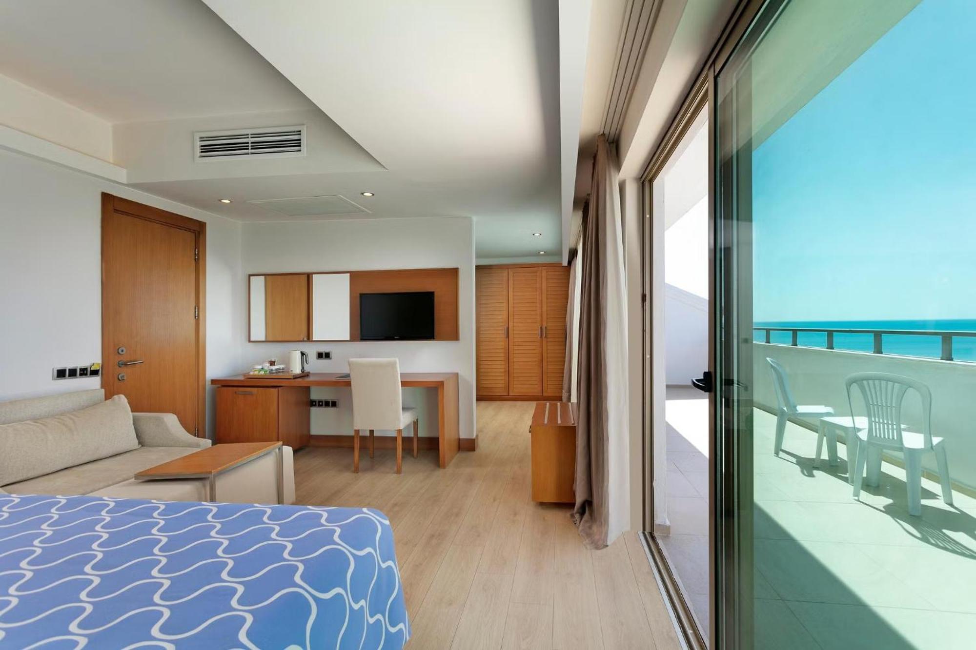 Armas Life Belek Hotel Room photo