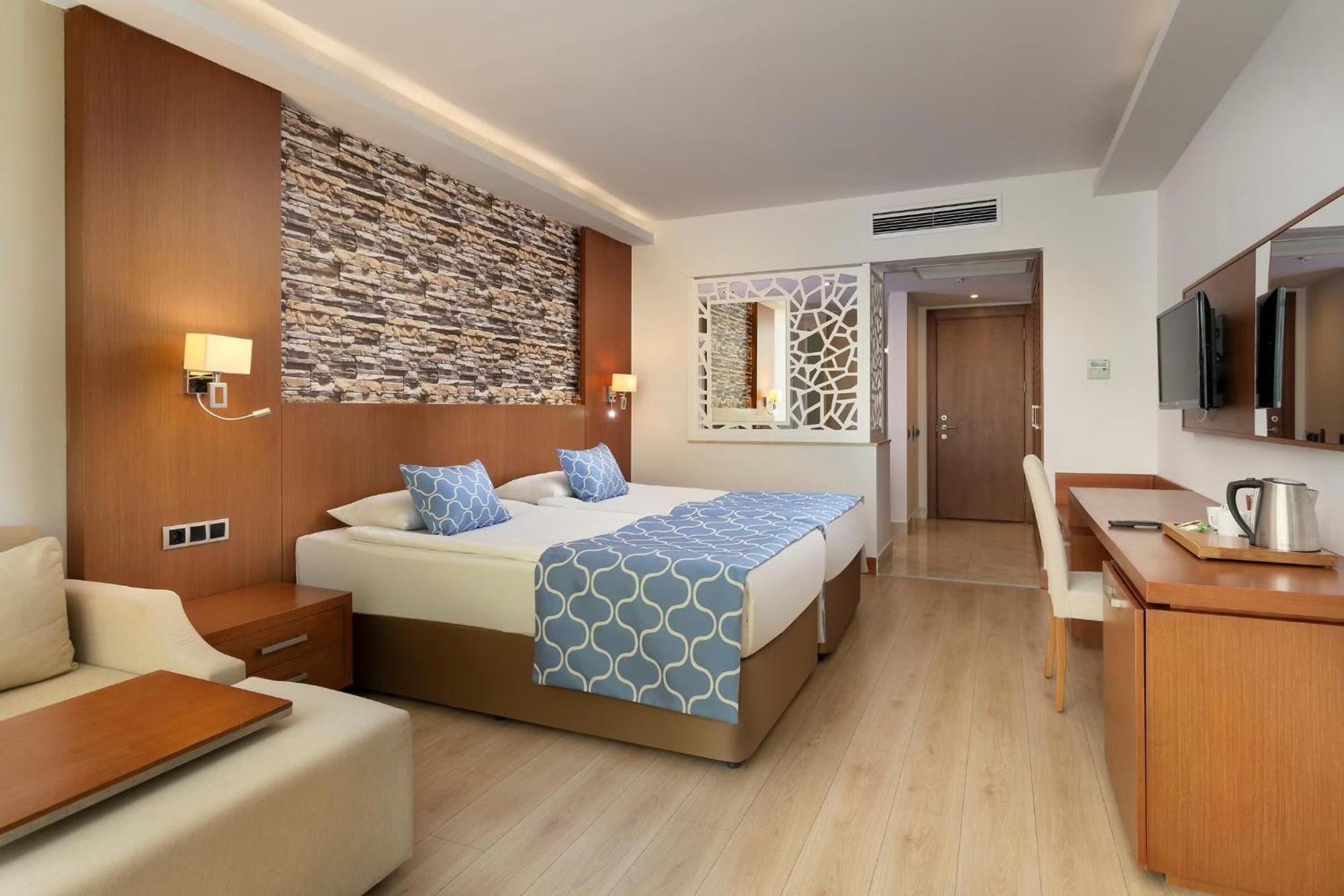 Armas Life Belek Hotel Exterior photo